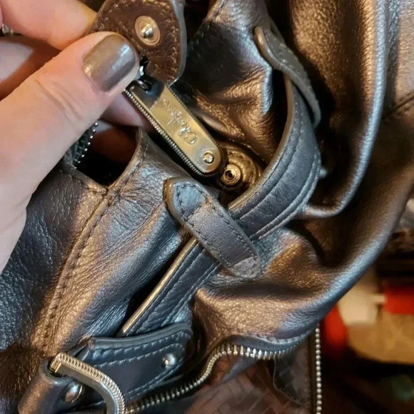Cole Haan | Slouchy  Roomy Silver Metallic Leather Shoulder Bag - Picture 6 of 16